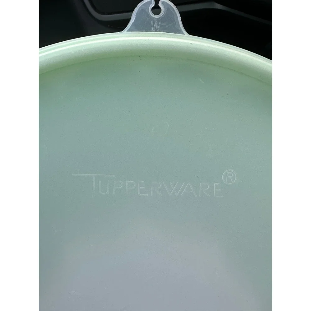 Tupperware Jel-Ring Mold Mint Green 1203-4 Fluted Gelatin Dessert Server USA